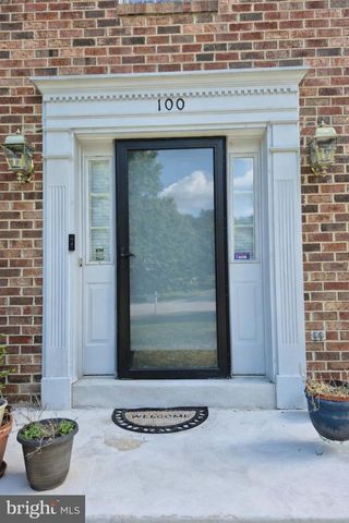 100 BLACKPOWDER LN, Fort Washington, MD 20744