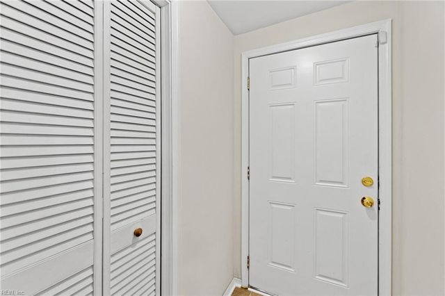 30 Kirby ST, Portsmouth, VA 23702