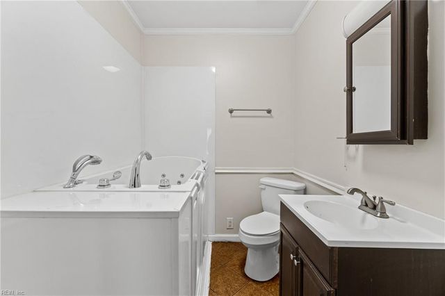 30 Kirby ST, Portsmouth, VA 23702