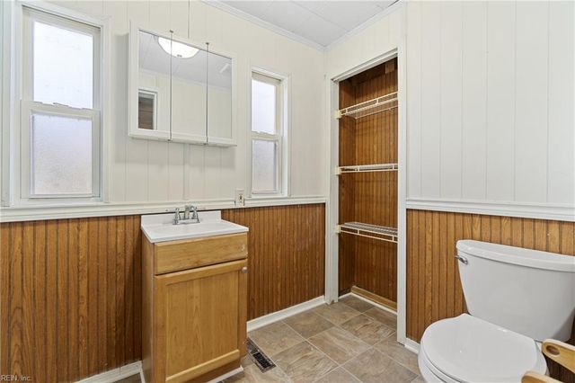 30 Kirby ST, Portsmouth, VA 23702