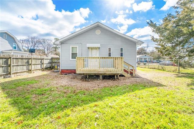 30 Kirby ST, Portsmouth, VA 23702
