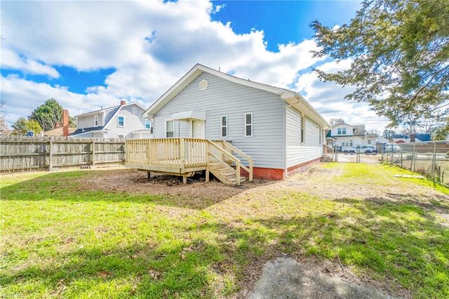 30 Kirby ST, Portsmouth, VA 23702