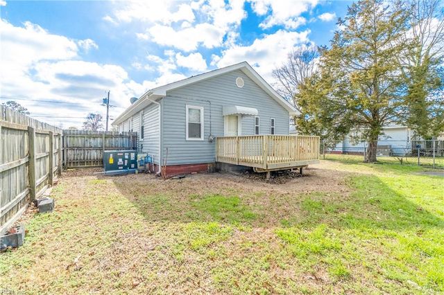 30 Kirby ST, Portsmouth, VA 23702