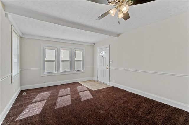 30 Kirby ST, Portsmouth, VA 23702