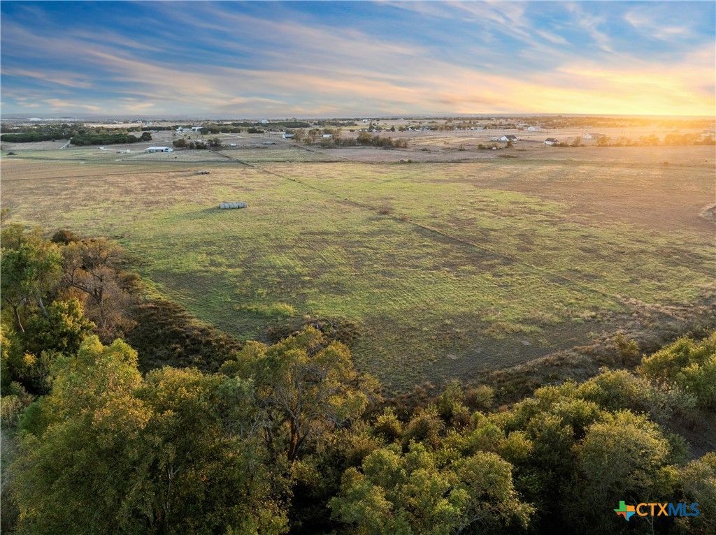 Image 18 of property listing at 16071 FM 107, Moody, TX 76657