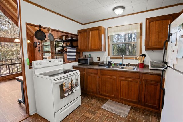 20 Shannon, Huntsville, TX 77320