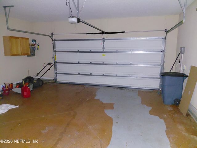 7287 CLAREMONT CREEK Drive, Jacksonville, FL 32222