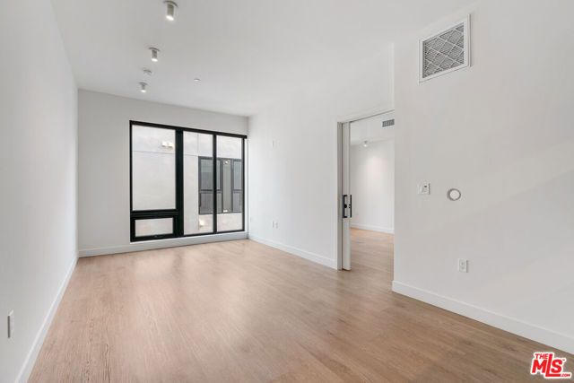 10700 Tabor Street 521, Los Angeles, CA 90034