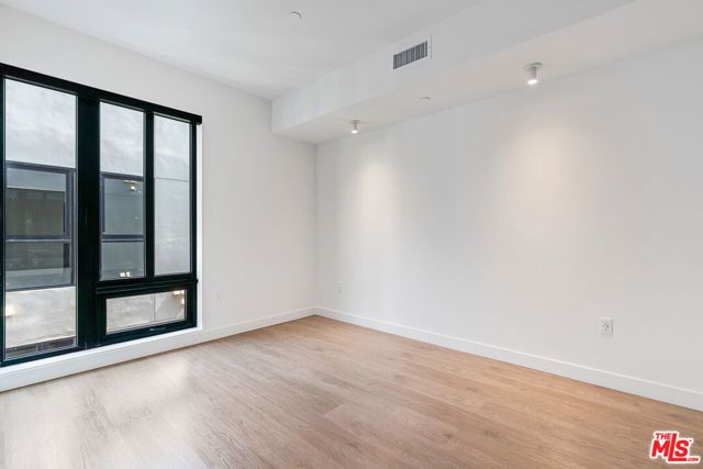 10700 Tabor Street 521, Los Angeles, CA 90034