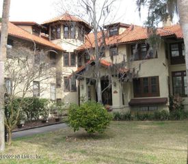 212 ST JOHNS Avenue, 212, Green Cove Springs, FL 32043