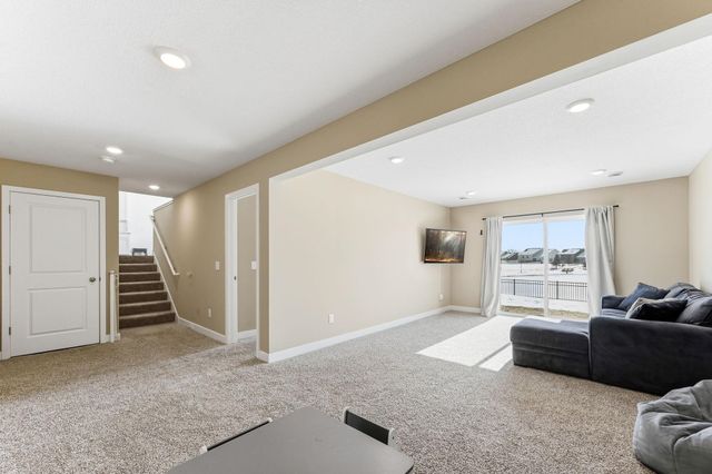 7780 207th Street W, Lakeville, MN 55044