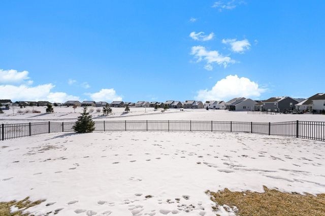 7780 207th Street W, Lakeville, MN 55044