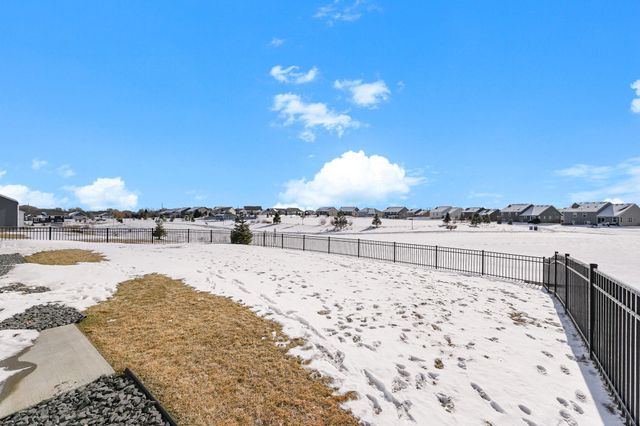 7780 207th Street W, Lakeville, MN 55044