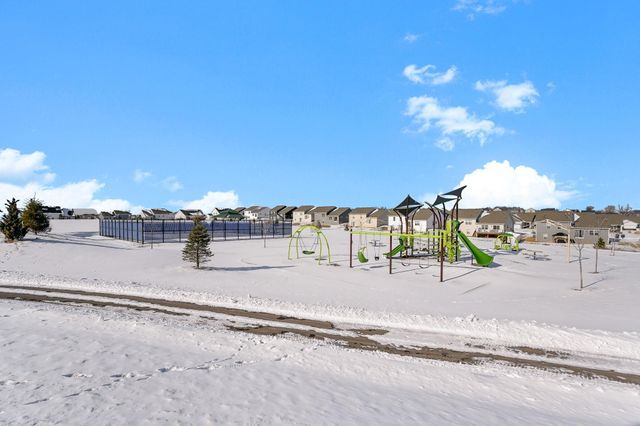 7780 207th Street W, Lakeville, MN 55044