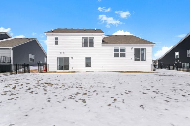 7780 207th Street W, Lakeville, MN 55044