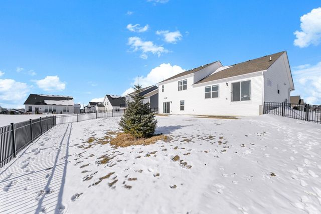 7780 207th Street W, Lakeville, MN 55044