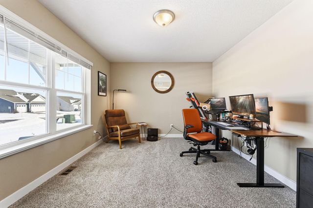 7780 207th Street W, Lakeville, MN 55044