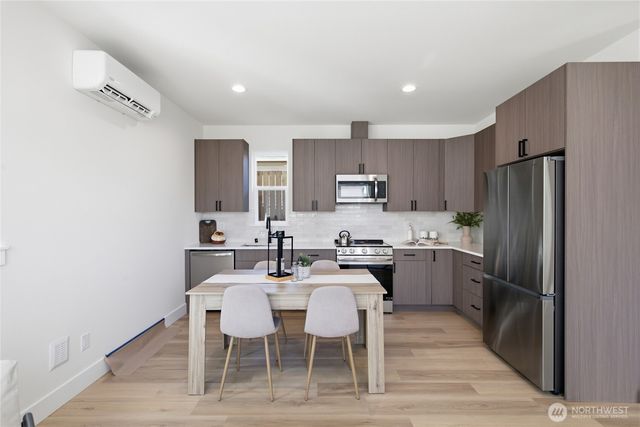 9321 Marcus Avenue S, Seattle, WA 98118