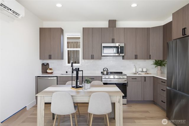 9321 Marcus Avenue S, Seattle, WA 98118