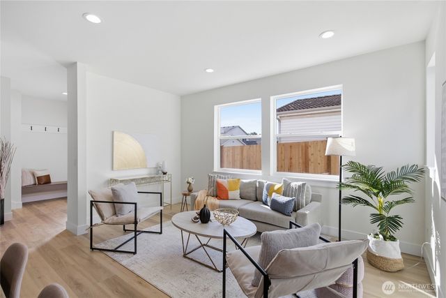 9321 Marcus Avenue S, Seattle, WA 98118