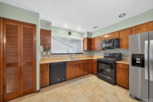 13610 Liberty Oak, San Antonio, TX 78232