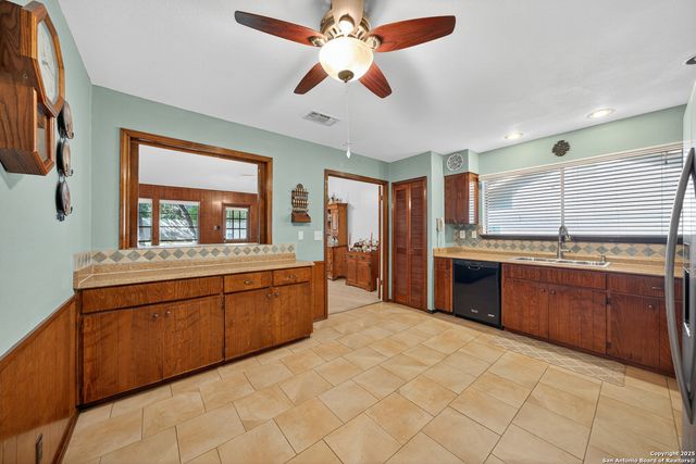 13610 Liberty Oak, San Antonio, TX 78232