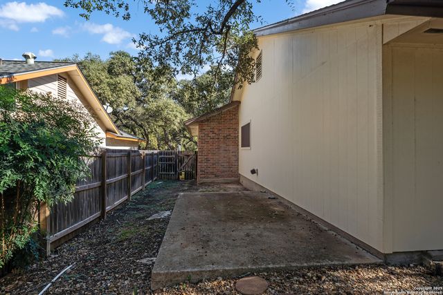 13610 Liberty Oak, San Antonio, TX 78232