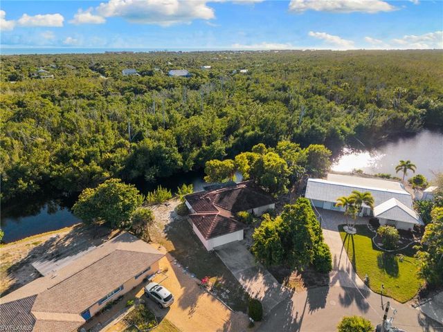 1812 Ibis LN, Sanibel, FL 33957