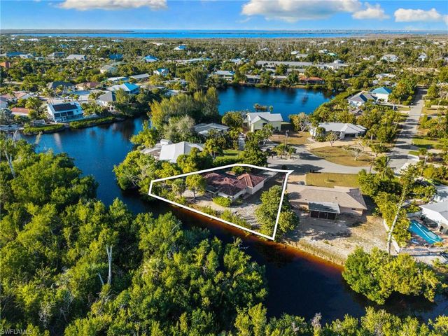 1812 Ibis LN, Sanibel, FL 33957