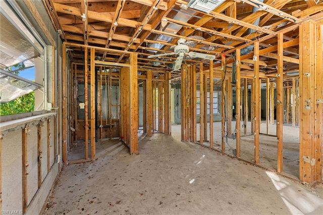 1812 Ibis LN, Sanibel, FL 33957