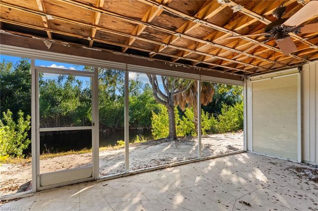 1812 Ibis LN, Sanibel, FL 33957
