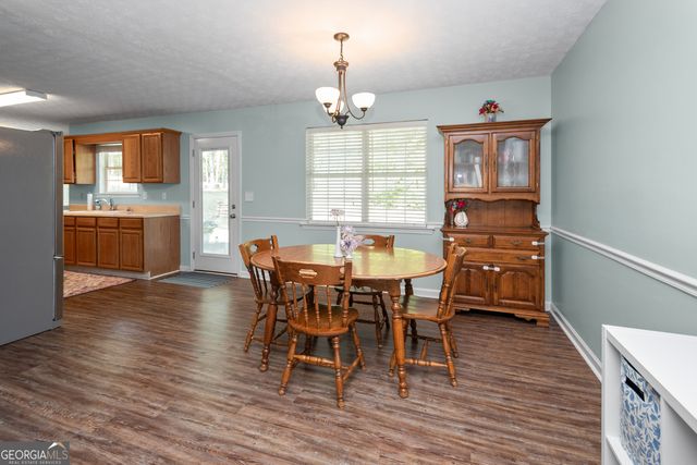 153 Creek Side Drive, Mcdonough, GA 30252