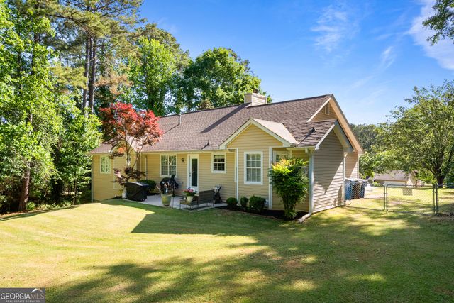 153 Creek Side Drive, Mcdonough, GA 30252