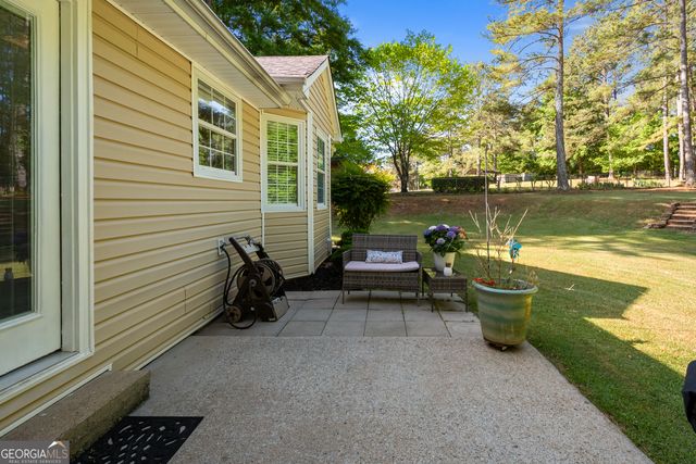 153 Creek Side Drive, Mcdonough, GA 30252