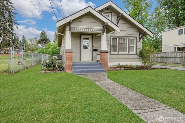 1662 S 47th Street, Tacoma, WA 98408