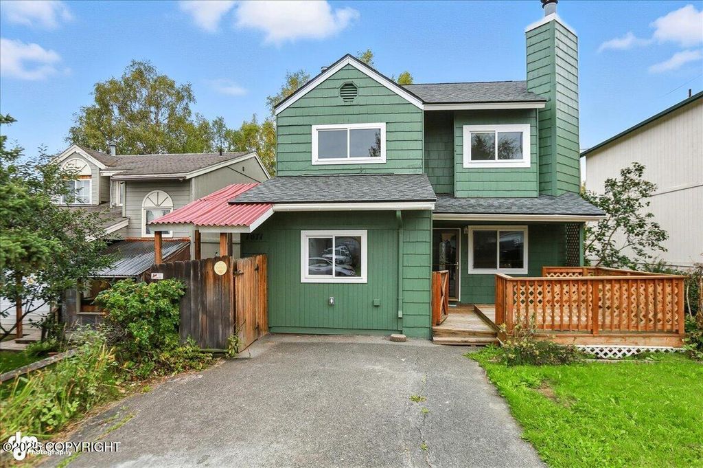 7071 Baxter Terrace Circle, Anchorage, AK 99504