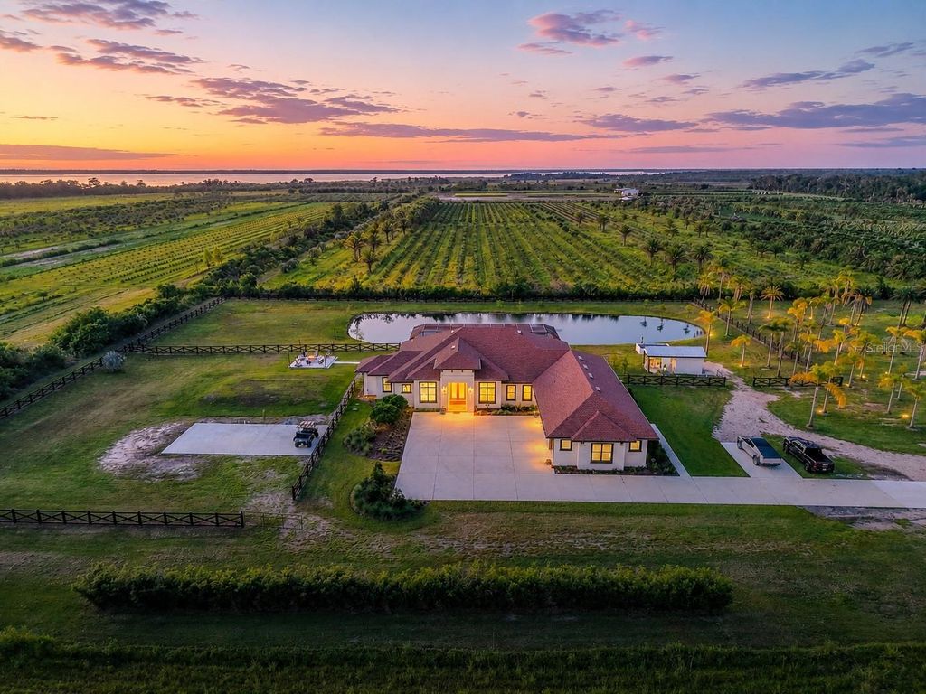 2240 CANAL STREET, Oviedo, FL 32765