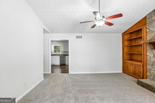 82 Park Lane, Dallas, GA 30157