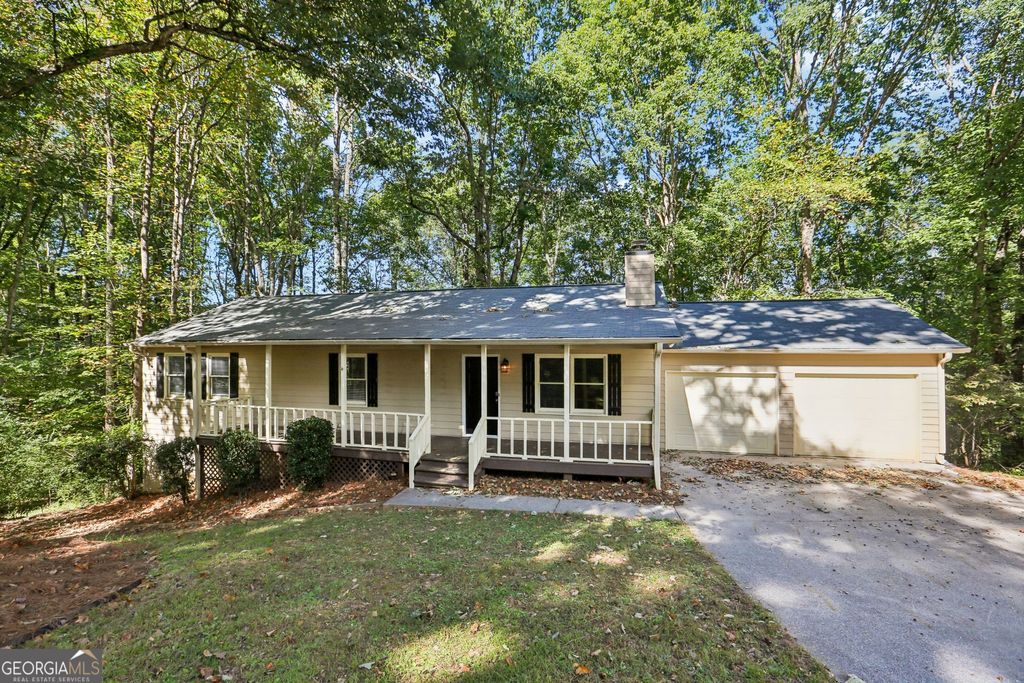 82 Park Lane, Dallas, GA 30157