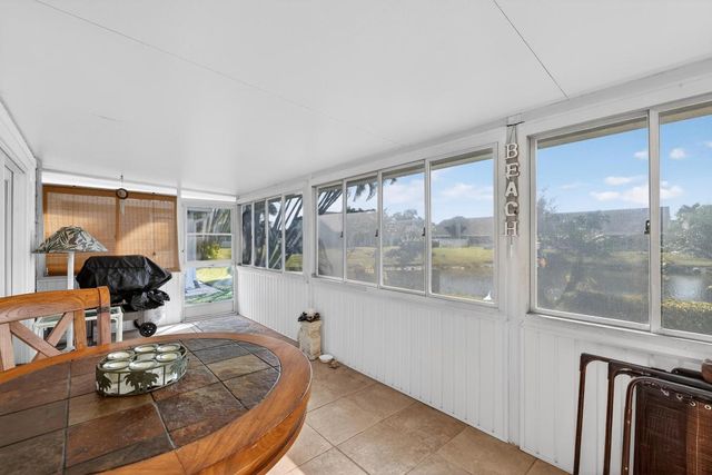 2540 SE Tropical East Circle E, Port St. Lucie, Port St Lucie, FL 34952