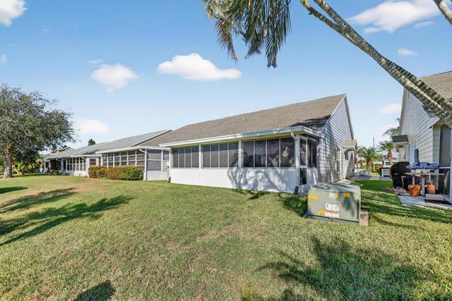 2540 SE Tropical East Circle E, Port St. Lucie, Port St Lucie, FL 34952