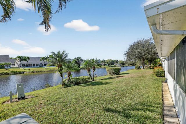 2540 SE Tropical East Circle E, Port St. Lucie, Port St Lucie, FL 34952
