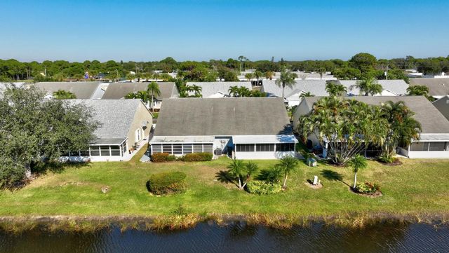 2540 SE Tropical East Circle E, Port St. Lucie, Port St Lucie, FL 34952