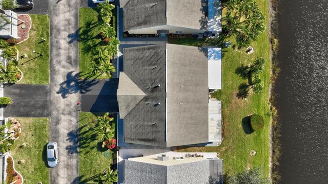 2540 SE Tropical East Circle E, Port St. Lucie, Port St Lucie, FL 34952