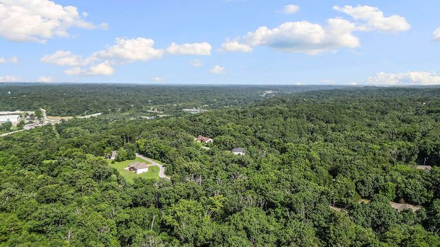 Baston Lane, Bella Vista, AR 72715