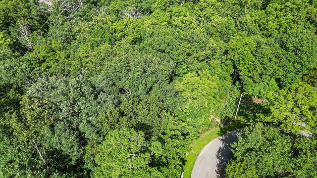 Baston Lane, Bella Vista, AR 72715