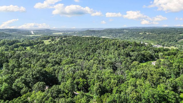 Baston Lane, Bella Vista, AR 72715