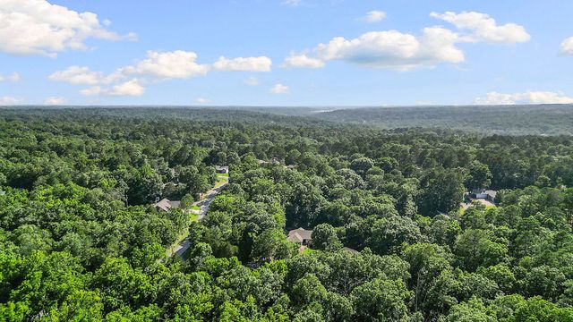 Baston Lane, Bella Vista, AR 72715