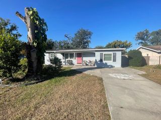 8510 N WILLOW AVENUE, Tampa, FL 33604