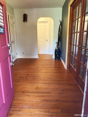 39 Grove Street, Wallingford, CT 06492